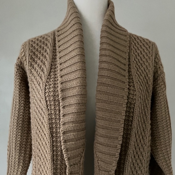 LORO PIANA 100% CASHMERE SWEATER - Picture 15 of 15